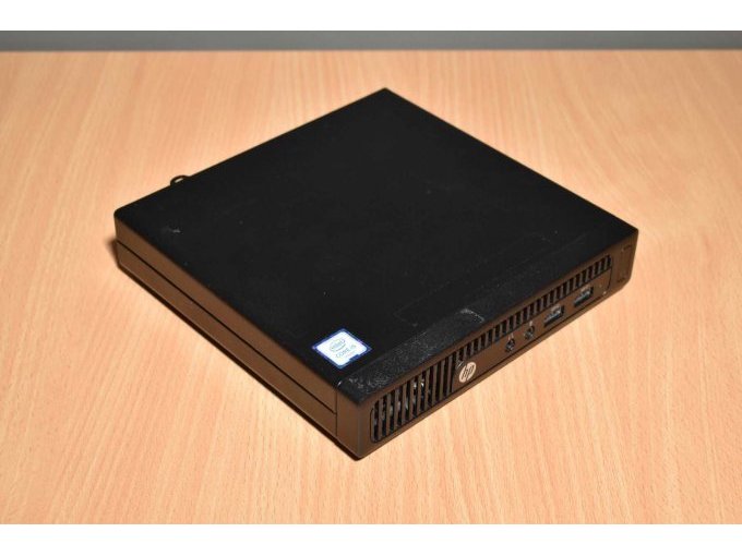 HP ProDesk 260 G2 Mini Desktop PC
Ansicht von vorne