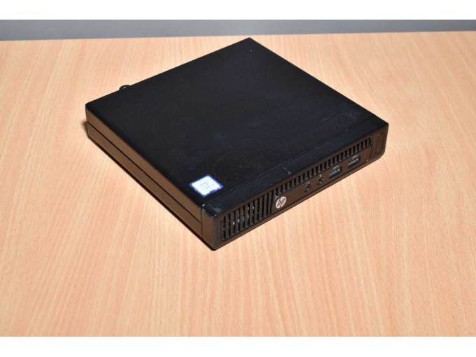 HP ProDesk 260 G2 Mini Desktop PC
Ansicht von vorne
