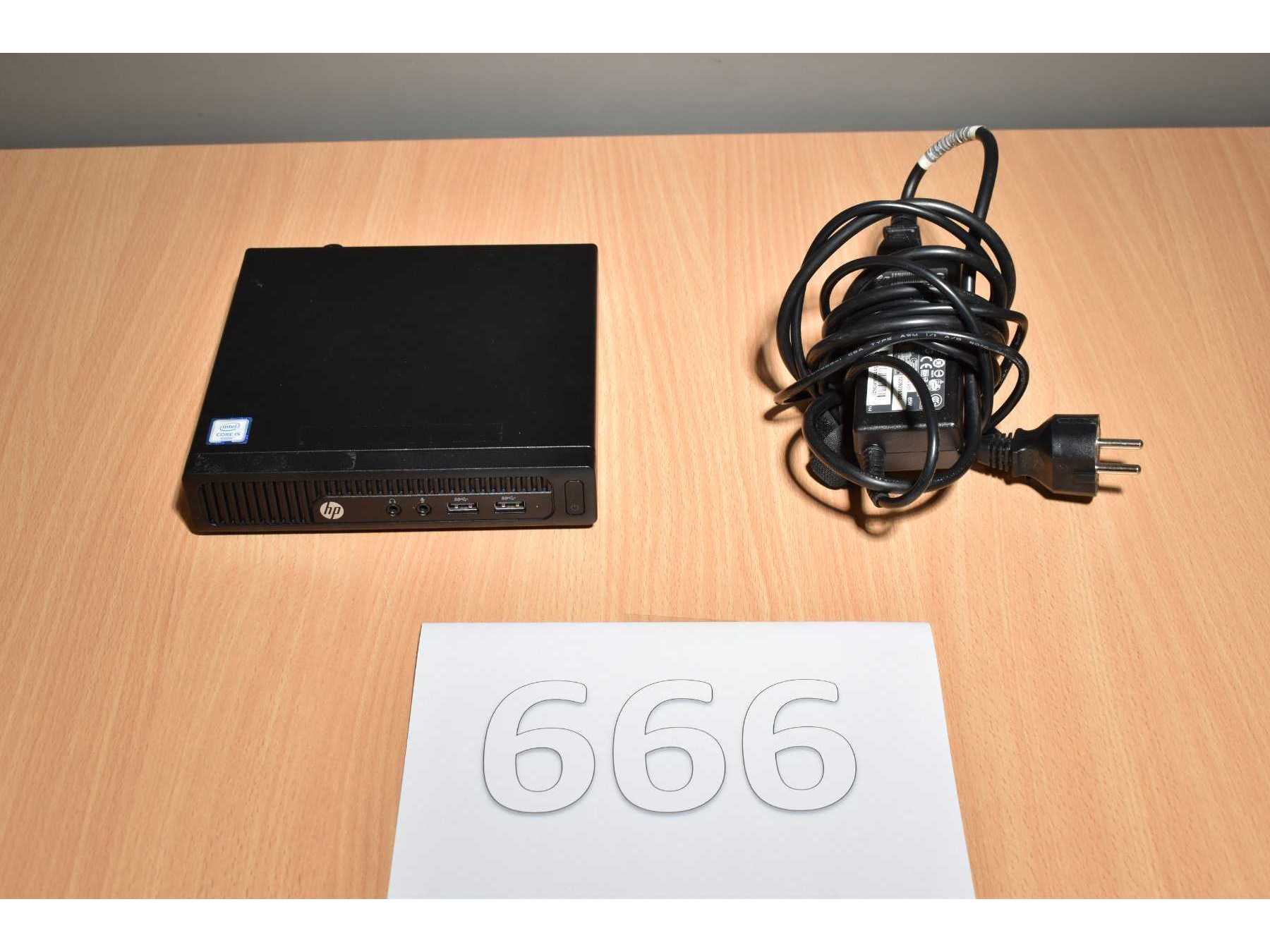 HP ProDesk 260 G2 Mini Desktop PC
Gesamtansicht