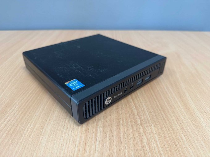 HP ProDesk 400 G1 GM Desktop-Mini PC
Vorderansicht