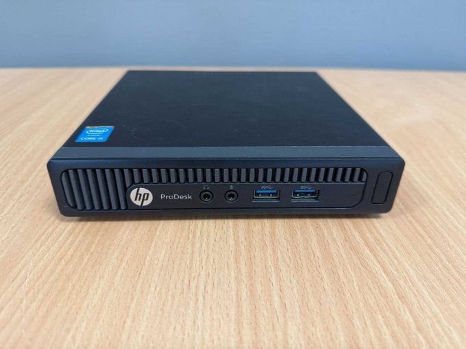 HP ProDesk 400 G1 GM Desktop-Mini PC
Ansicht von vorne