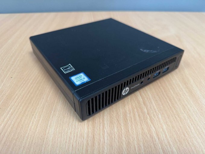 HP ProDesk 400 G2 Desktop-Mini PC
Ansicht von vorne