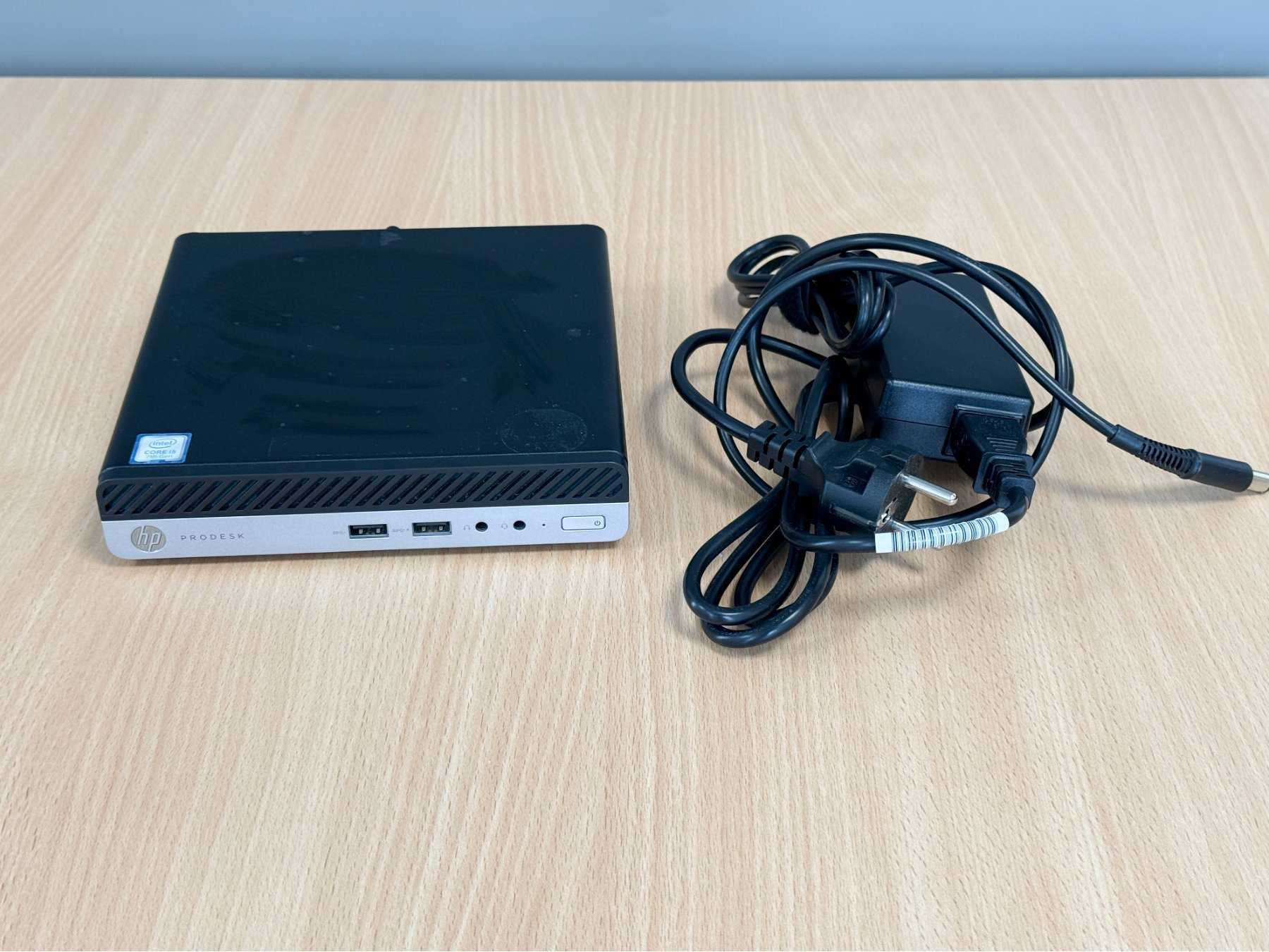 HP ProDesk 400 G3 Desktop-Mini PC
mit Netzteil
Vorderansicht