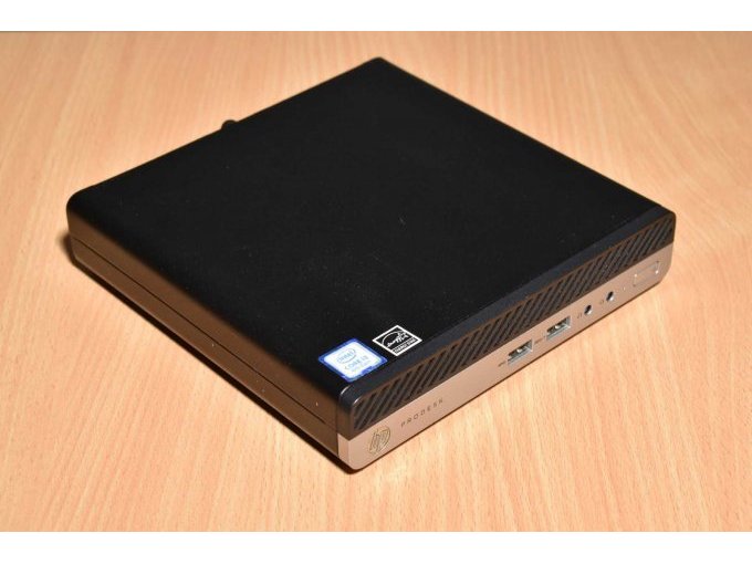 HP ProDesk 400 G4 Desktop-Mini PC
Ansicht von vorne