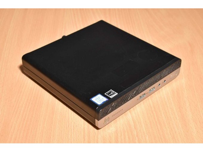 HP ProDesk 400 G4 Desktop-Mini PC
Ansicht von vorne