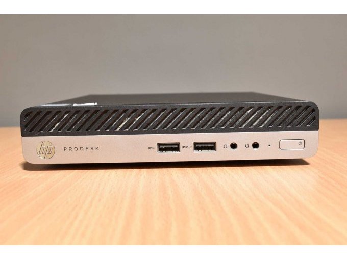 HP ProDesk 400 G4 Desktop-Mini PC
Frontalansicht