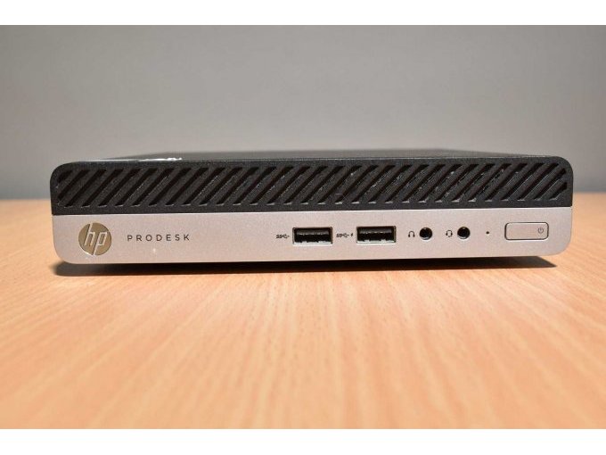 HP ProDesk 400 G4 Desktop-Mini PC
Frontalansicht