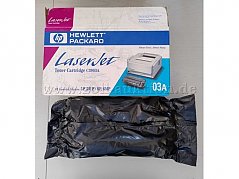 Karton mit Toner im Beutel
