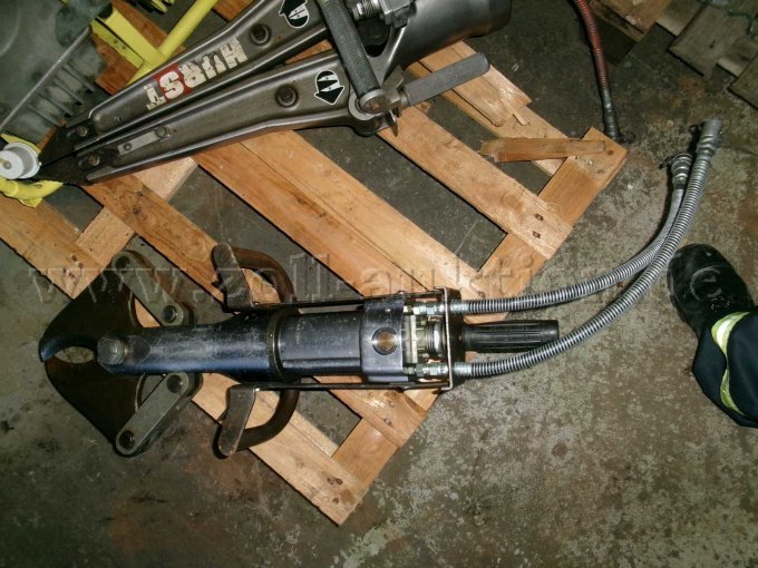 Draufsicht Schere/Spreitzer