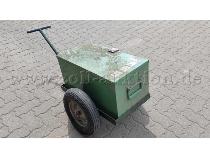 Transportkarre mit Transportkiste schräge Heckansicht