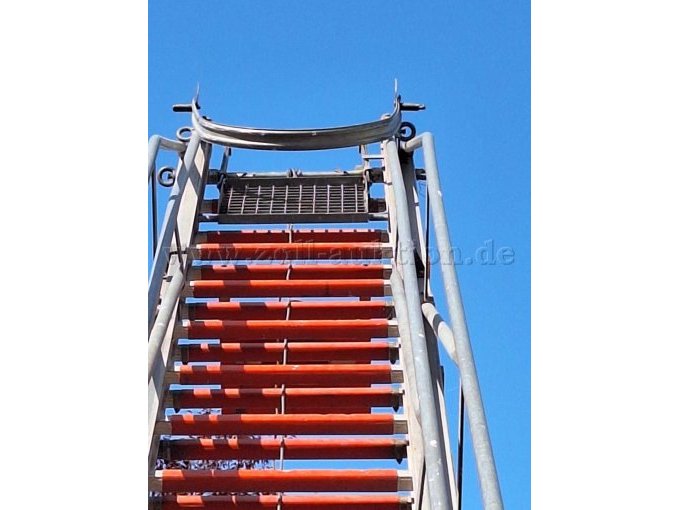 Arbeitsbereich mit Sicherungsbügel