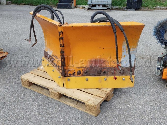 1 Hako Multicar Tremo X56 mit 6 Anbaugeräten – foto 3 – kavel bij Zoll-Auktion, Pöcking
