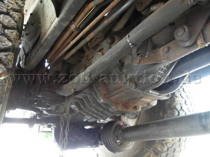 Ansicht unterhalb von vorn rechts nach hinten