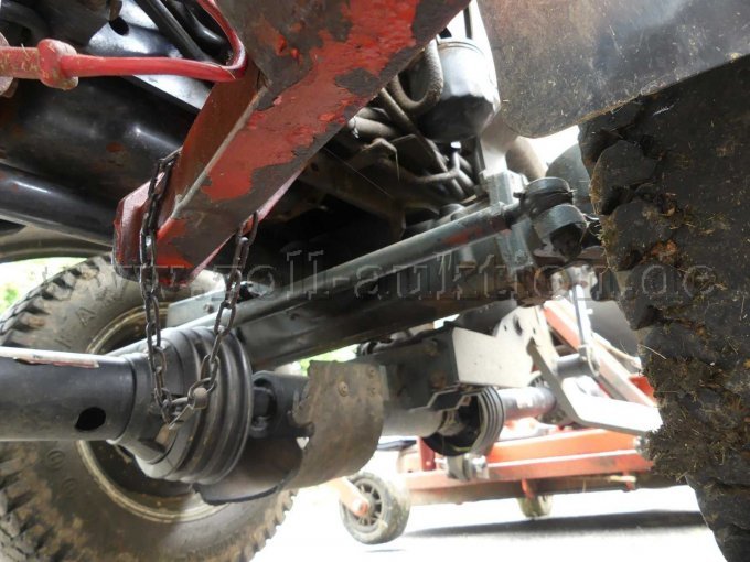 Ansicht unterhalb von hinten rechts nach vorn