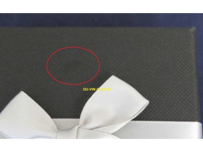 Flecken auf dem Geschenketui