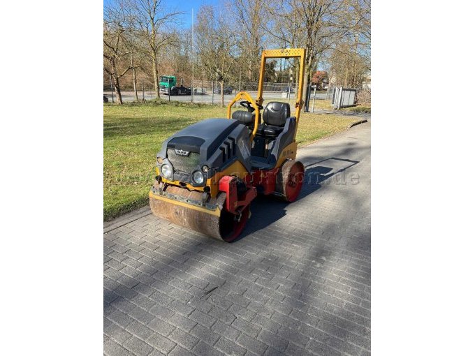 Hamm Walze Ansicht Front Seite links