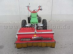 handgeführter Motormäher Rapid mit Schlegelmulcher von vorne
