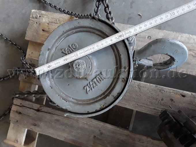 1 handkettingtakel / kettingtakel 2,5 t van YALE, incl. loopkat/frame – foto 5 – kavel bij Zoll-Auktion, Northeim