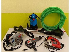 Handkreissäge, Stichsäge, Winkelschleifer, Tauchpumpe & Rasentrimmer