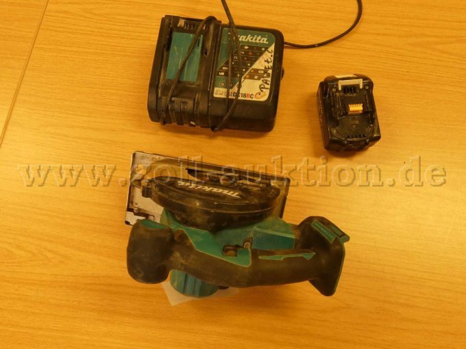 1 Handkreissäge Makita DCS551 mit Akku und Ladegerät – kavel bij Zoll-Auktion, Berlin