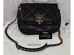 1 Handtache „Chanel“ Modell: Chanel 19 smal