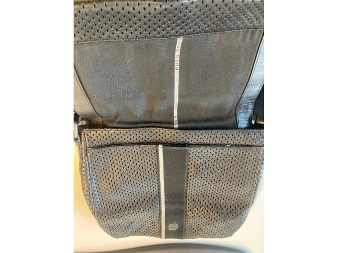 Handtasche Vorderseite aufgeklappt