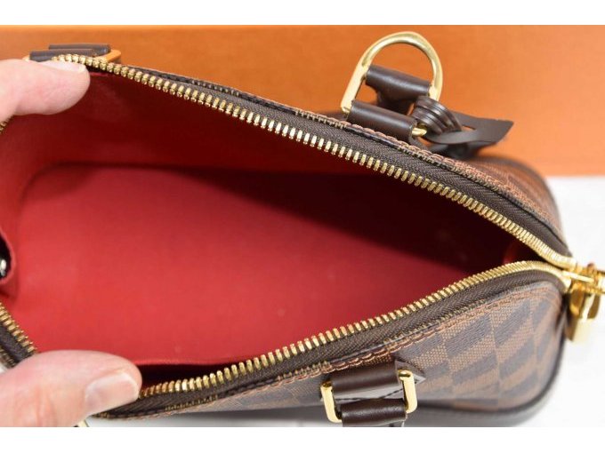 Sicht in die Tasche