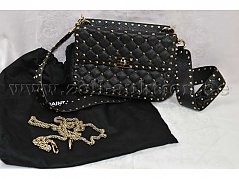 1 Handtasche „Valentina Garavani“ Modell: Rockstud
