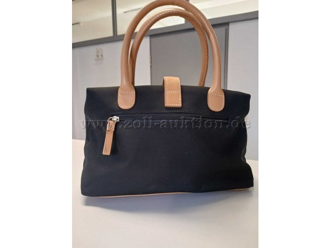 Tasche 3 (hinten)
