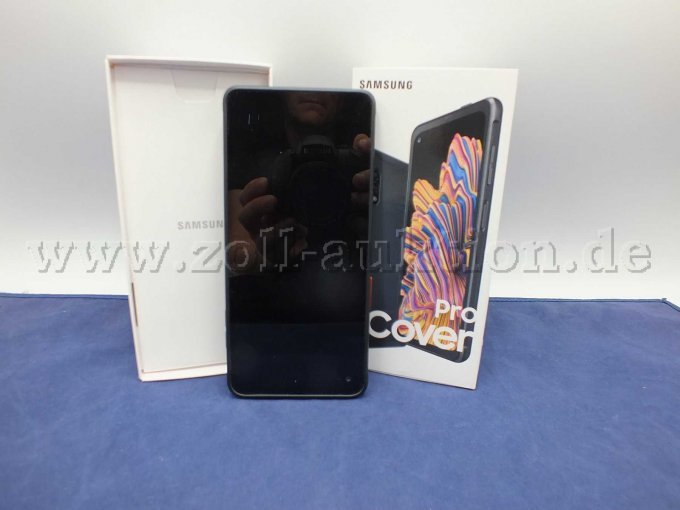 Gesamtansicht der Auktion mit Zubehör Gesamtansicht der Auktion mit Zubehör