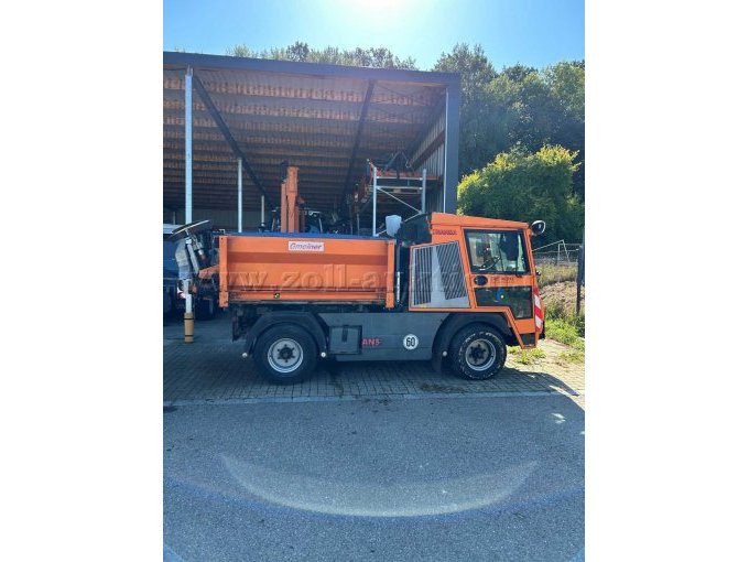 1 Hansa APZ 1003L Winterdienstfahrzeug mit Streuer (defekt) – foto 4 – kavel bij Zoll-Auktion, Pfaffenhofen a.d.Ilm
