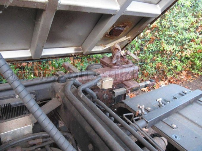 19 Korrosion an Rahmen, Trägern, Hilfsrahmen, mittragenden Elementen, Achsen