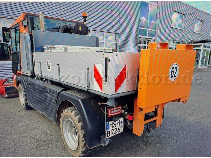 Fahrzeug hinten links