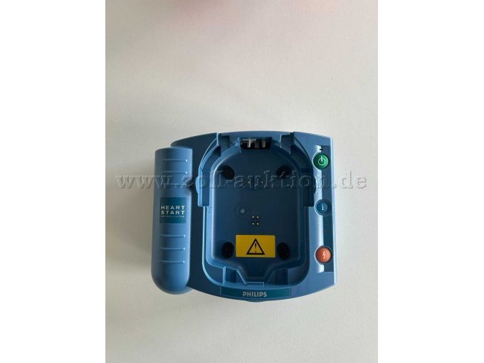 Defibrilator ohne Elektrodenkassette