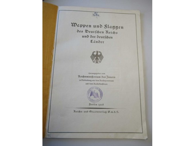 Erste Seite samt Stempel