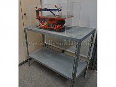 Feinschnittsäge mit Tisch und Acrylglasabdeckung