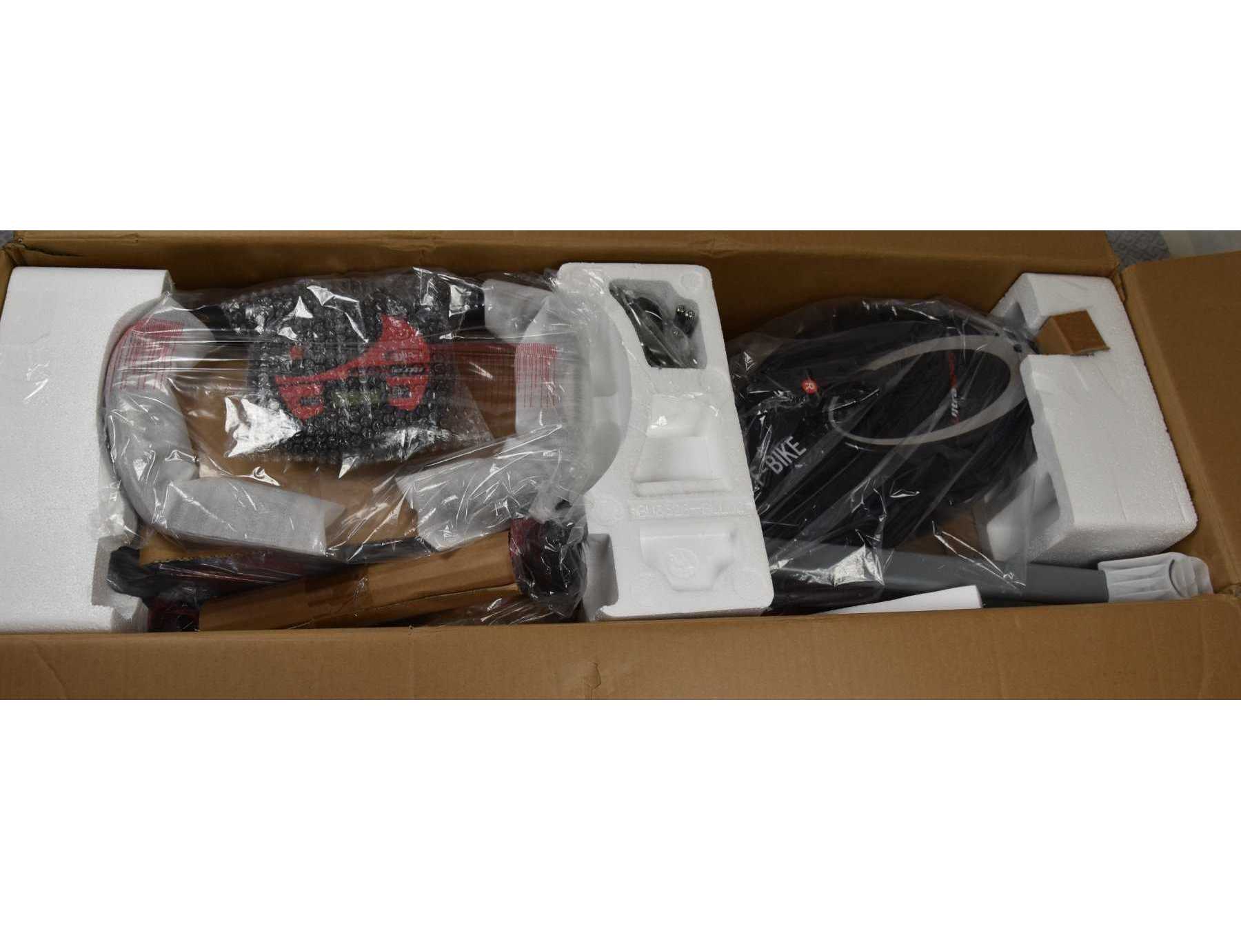 Sicht in die geöffnete Verpackung