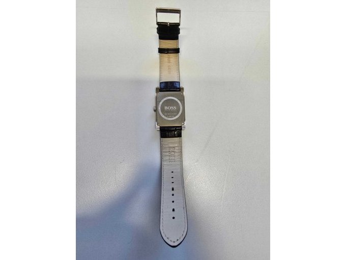 Uhr mit Armband hinten