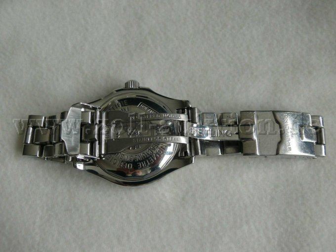 Unterseite mit Verschluss