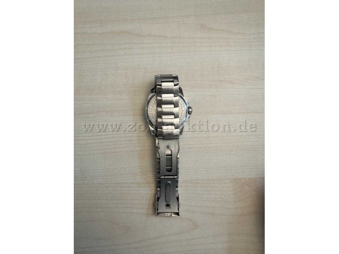 Rückseite Herrenarmbanduhr Festina F16662 Original