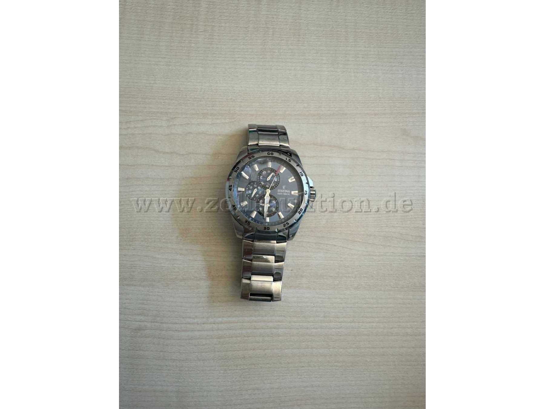 Voderansicht Herrenarmbanduhr Festina F16662 Original