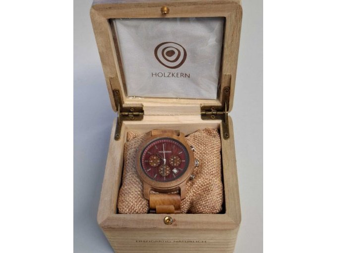 Uhr in Box