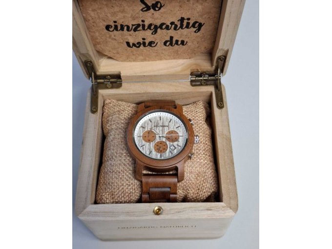 Uhr in Box