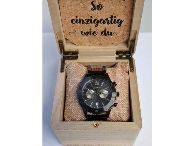 Uhr in Box