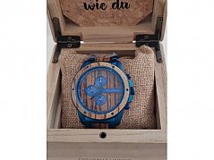 Uhr in Uhrenbox