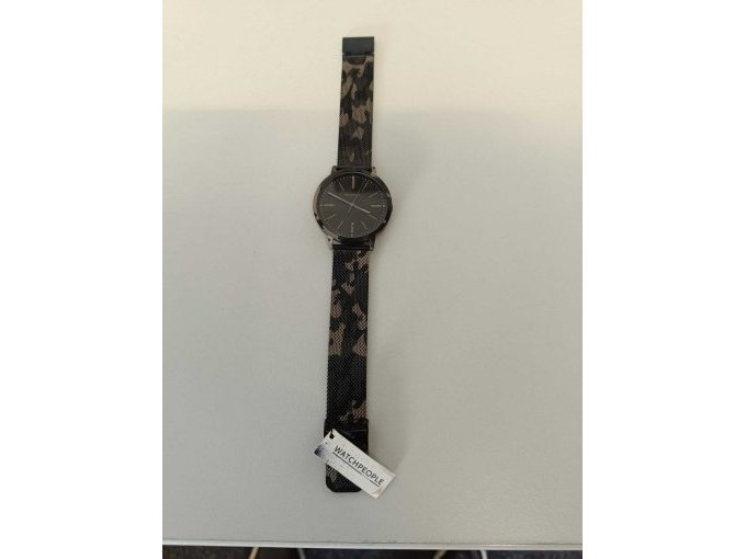 Vorderansicht der Uhr