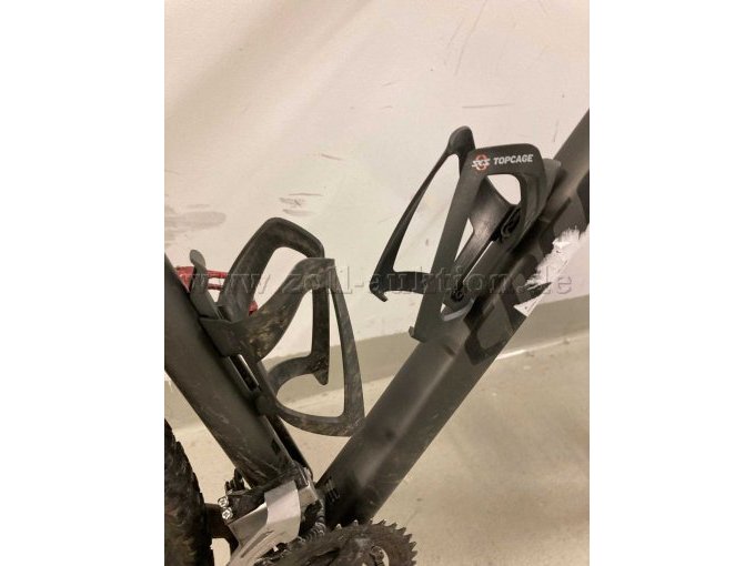 Tinkflaschenhalterungen