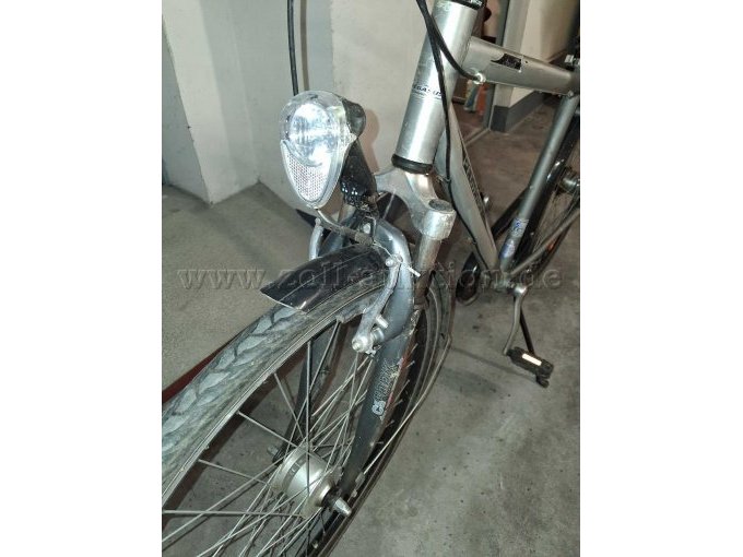 Herrenrad silber-grau Lichtanlage