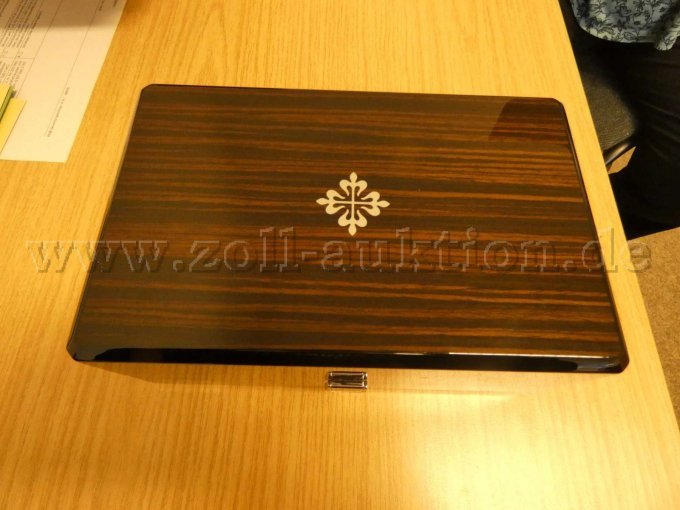 Holzbox