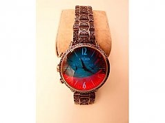 Herrenuhr Welder_ Gesamtansicht auf Ziffernblatt und einen Teil des Armbands